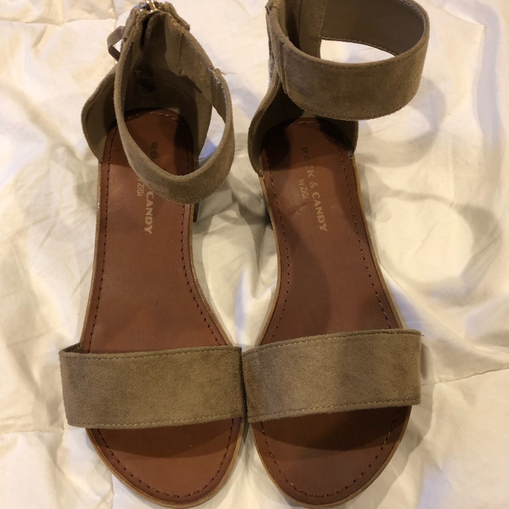 Taupe Sandals with Tassle zip-up!